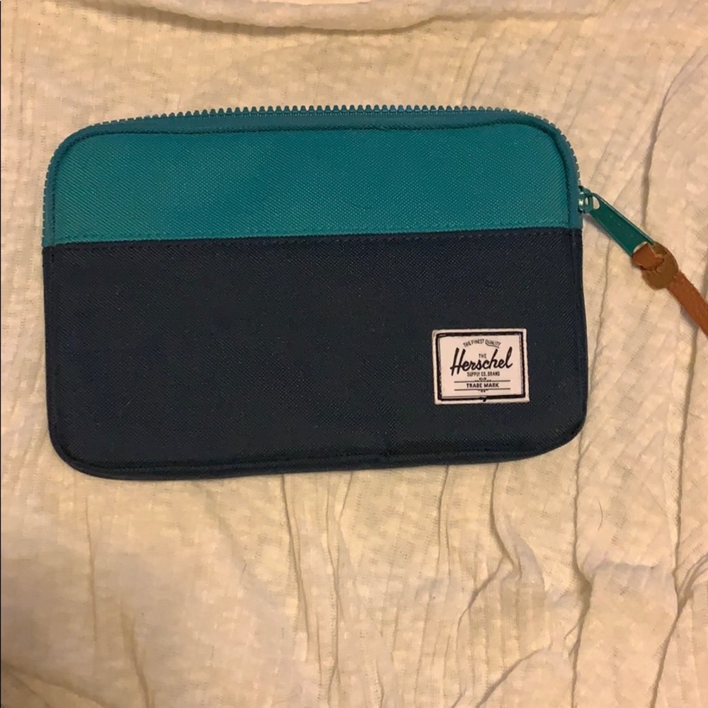 Herschel iPad mini case
